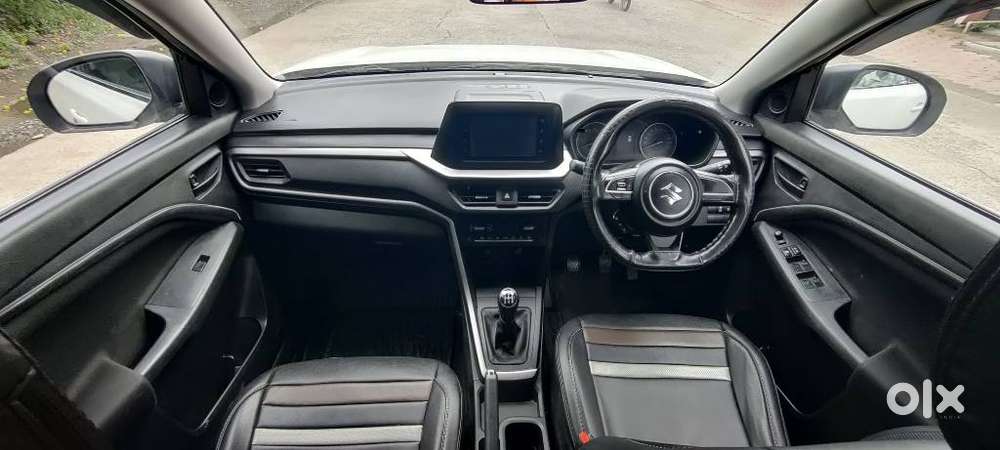 Maruti Suzuki Brezza 1.5 Vxi Smart Hybrid, 2024, Petrol