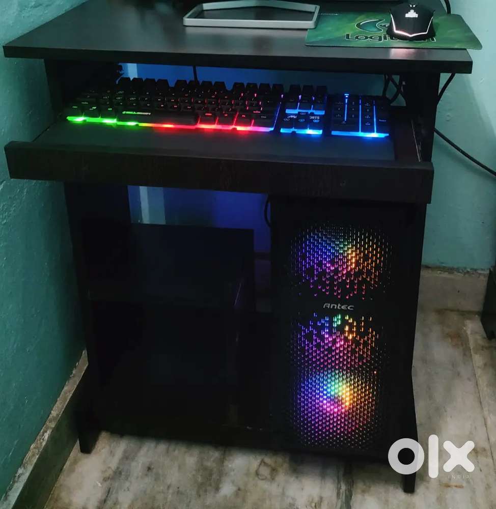 Complete PC setup with desk for sale