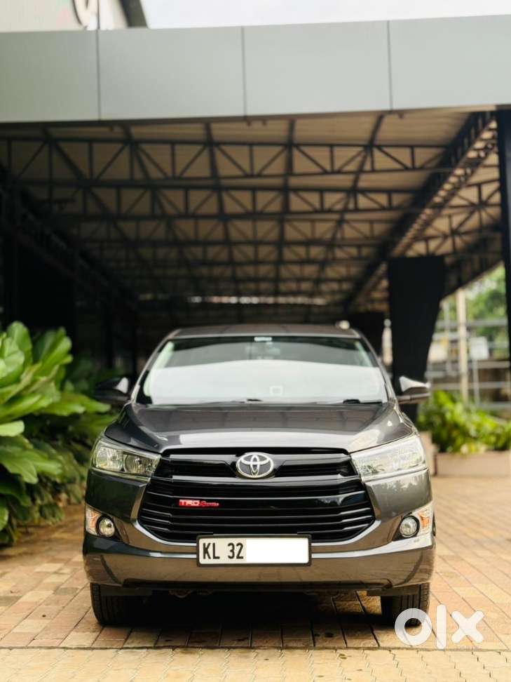 Toyota Innova Crysta, 2016, Diesel