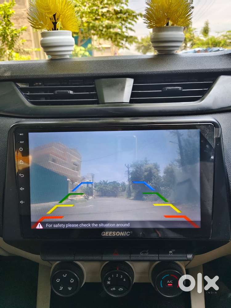 Renault Triber 1.0 Rxe, 2023, Petrol