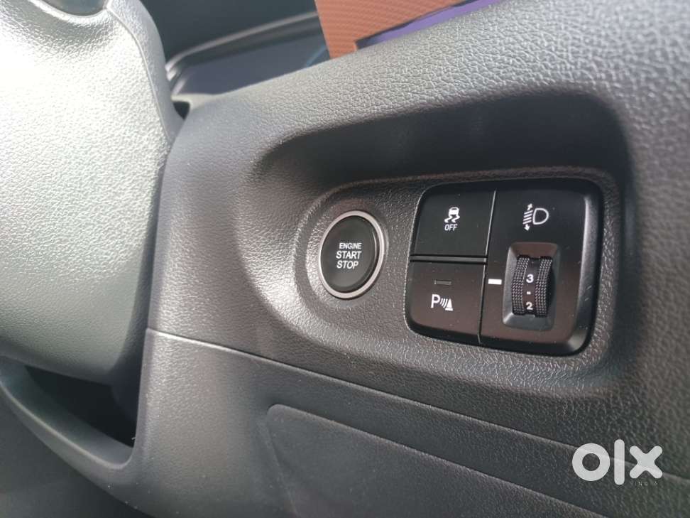 Hyundai Alcazar 2.0 Signature (o) Petrol At 6 Str, 2021, Petrol