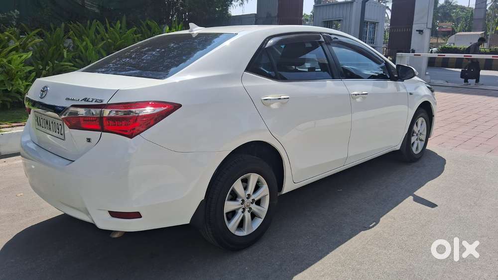 Toyota Corolla Altis 2010-2013 G, 2014, Petrol