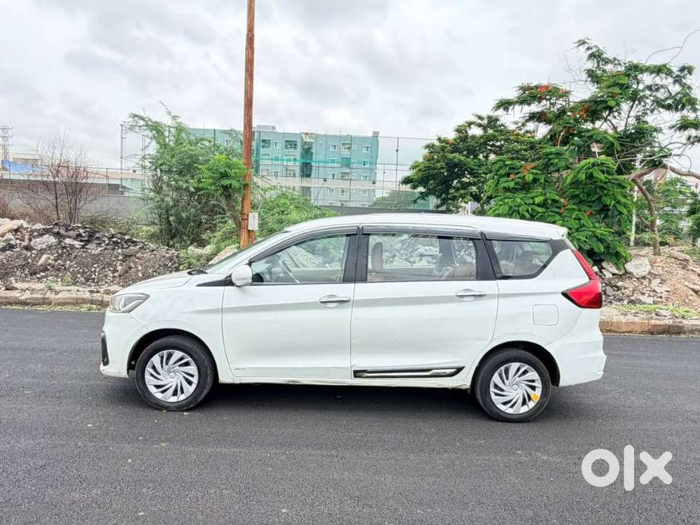 Maruti Suzuki Ertiga Vxi, 2024, Petrol