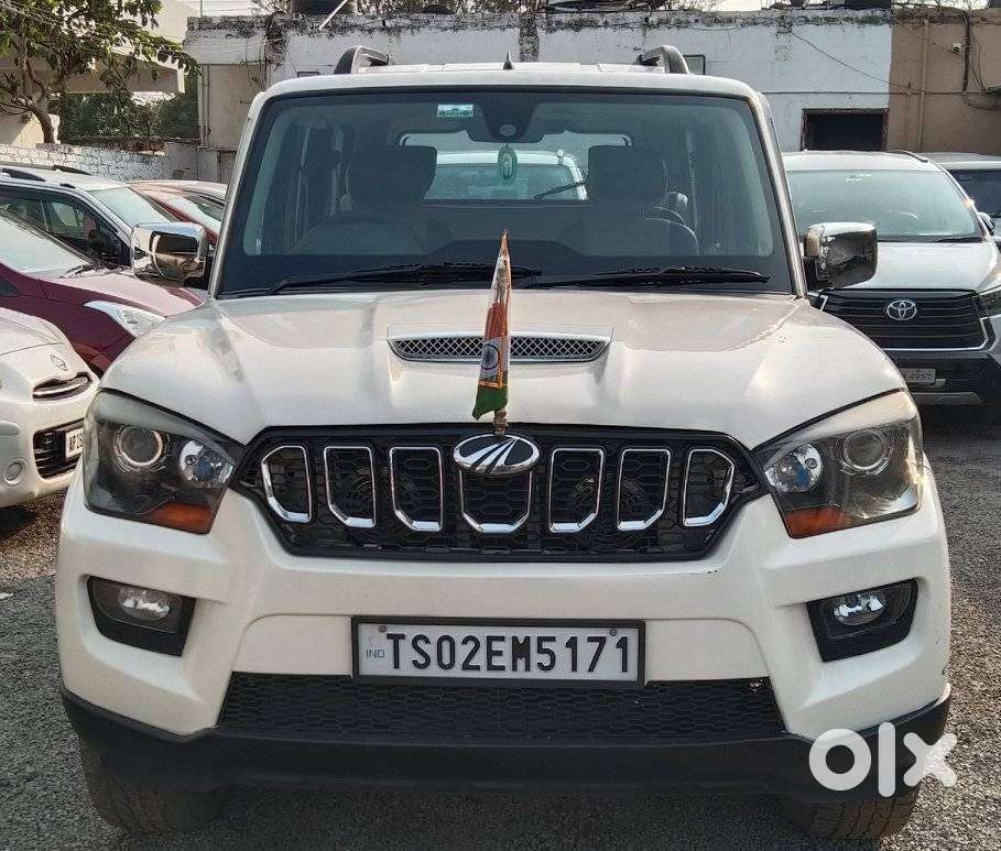 Mahindra Scorpio S10, 2016, Diesel