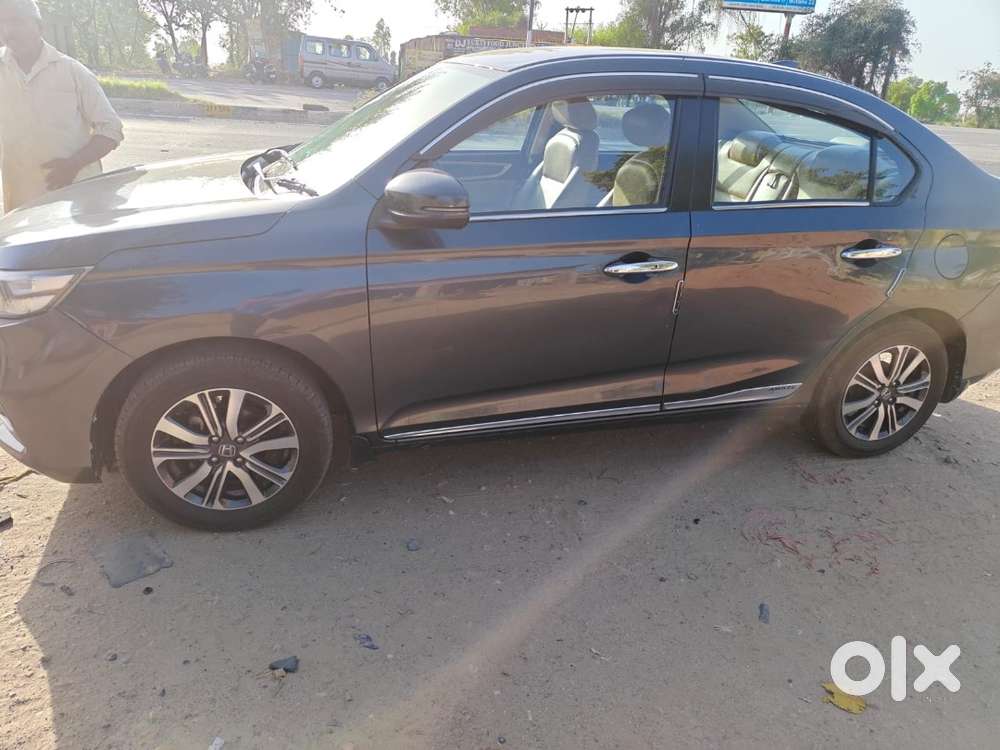Honda Amaze Automatic Top Model