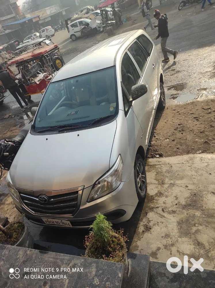 Toyota Innova 2010