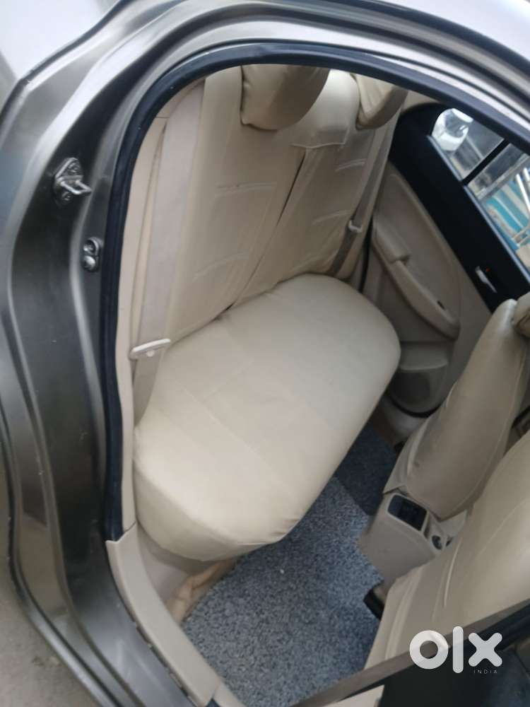 Maruti Suzuki Dzire Vxi Ags, 2021, Petrol