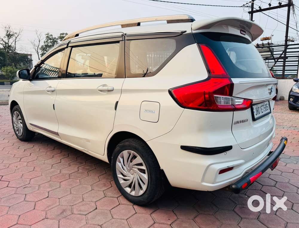 Maruti Suzuki Ertiga Vxi, 2022, Petrol