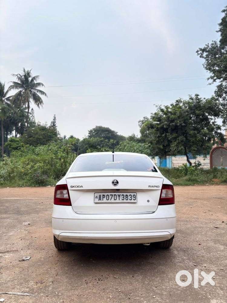 Skoda Rapid 1.6 Mpi Style Plus Black Package, 2018, Diesel