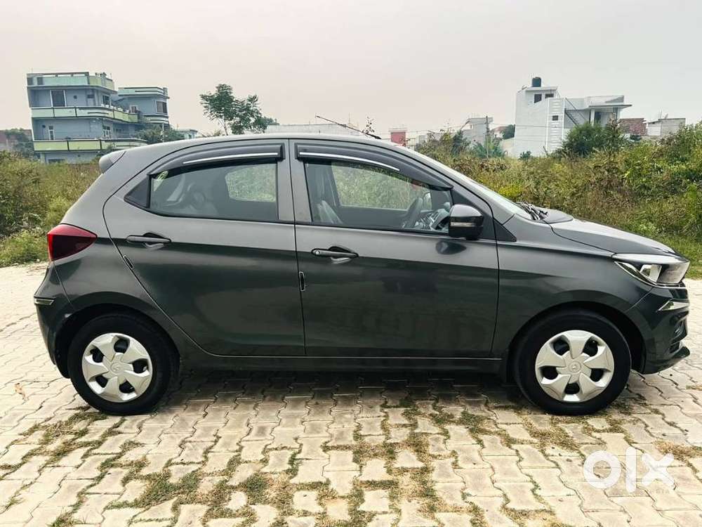 Tata Tiago 1.2 Revotron Xt (o), 2021, Petrol
