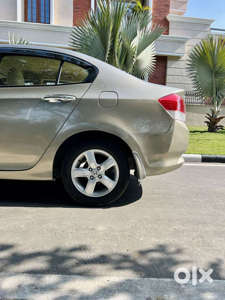 Honda City V Inspire, 2011, Cng & Hybrids