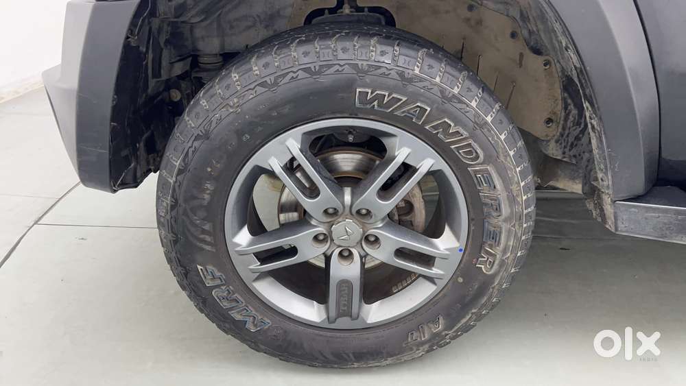 Mahindra Thar 2.0 Lx Hard Top Petrol At 4 Rwd, 2022, Petrol