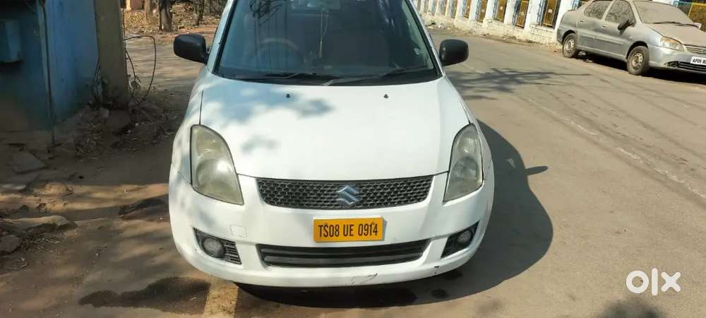 Maruti Suzuki Dzire Tour 2017