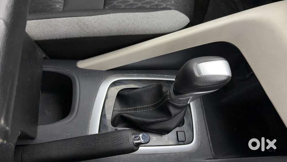 Nissan Magnite 1.0 Xv Premium Turbo Cvt, 2023, Petrol