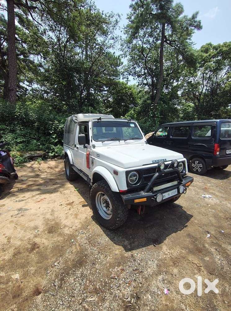 Maruti Suzuki Gypsy King St Bs-iv, 2013, Petrol