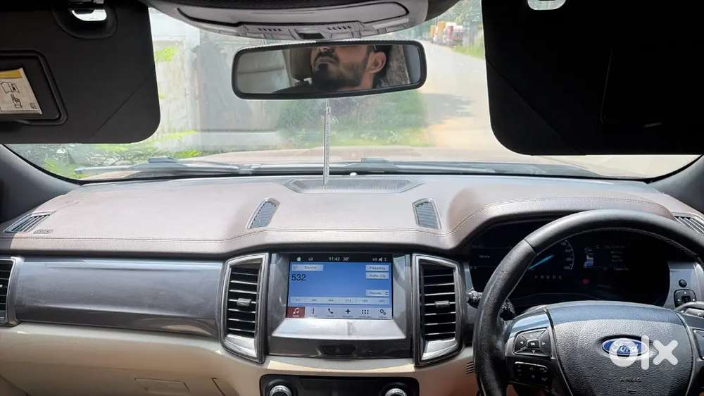 2017 Ford Endeavour 3.2 Titanium 4x4 At Diesel | 1.39 Lakh Km