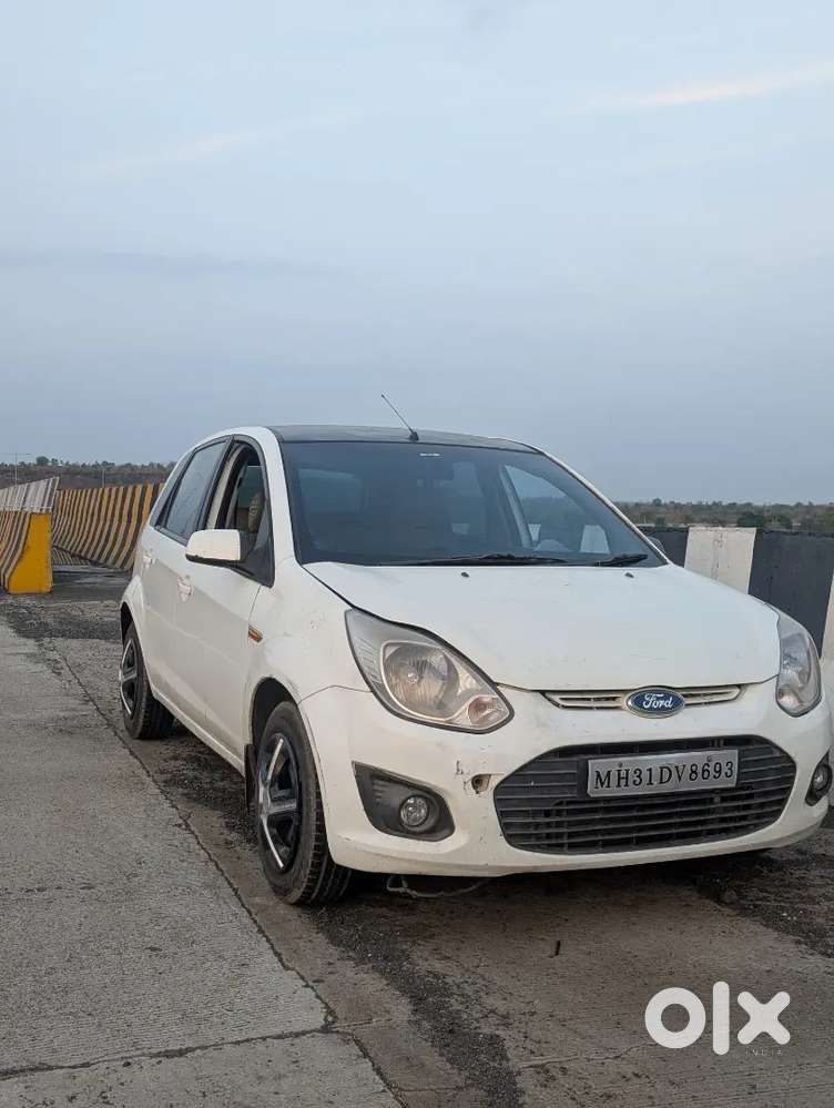 Ford Figo Blu Tdci 2012