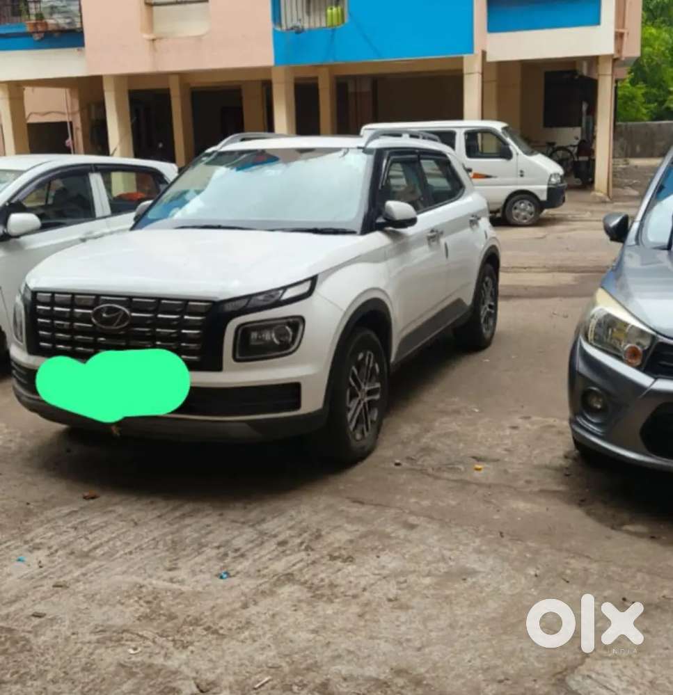 Hyundai Venue 1.5 Crdi 2024 Manual Passing Year 2025