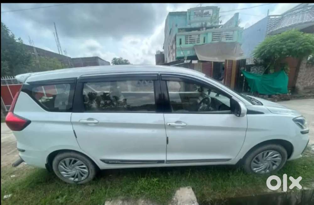 Maruti Suzuki Ertiga 2023 Petrol 47000 Km Driven