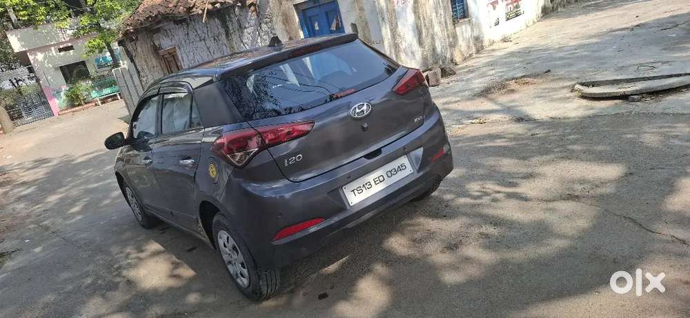 Hyundai I20 2015 Diesel 125000 Km Driven