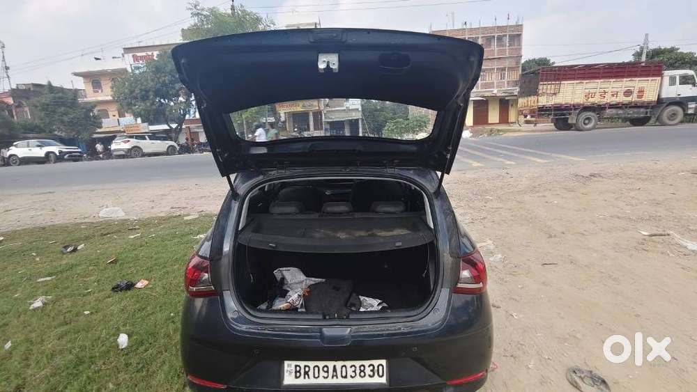Hyundai I20 Asta 1.2 O With Sunroof, 2023, Petrol