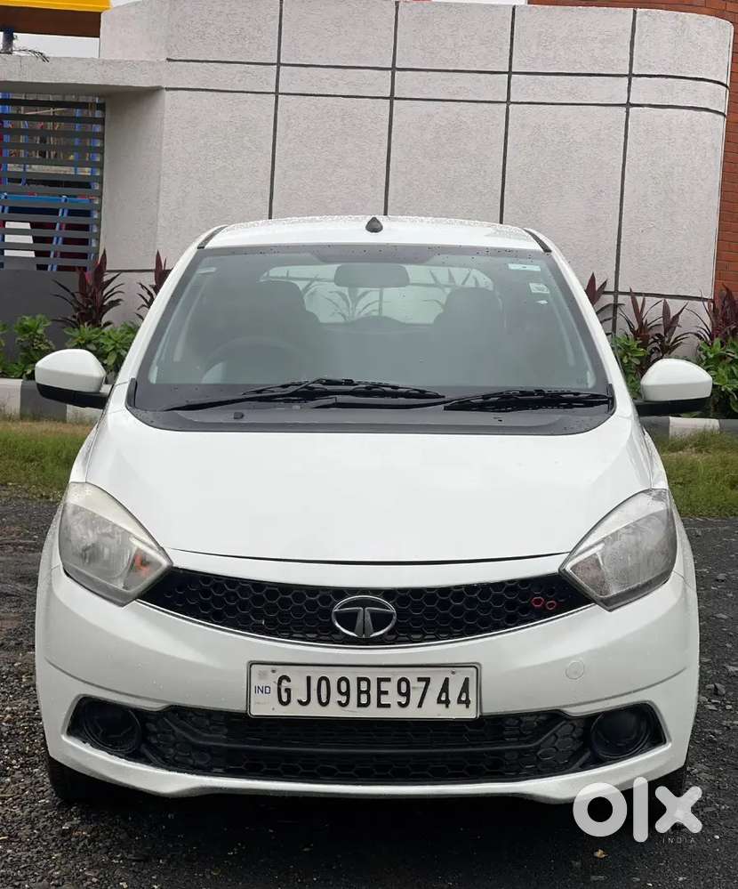 Tata Tiago Revotron 2018