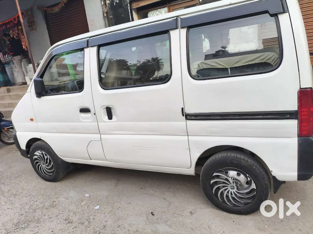 Maruti Suzuki Eeco 2018 Cng & Hybrids 80000 Km Driven