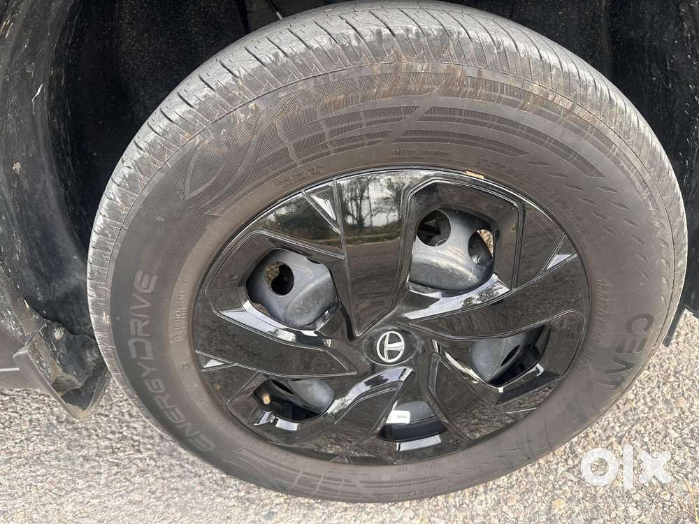 Tata Punch Pure, 2025, Petrol