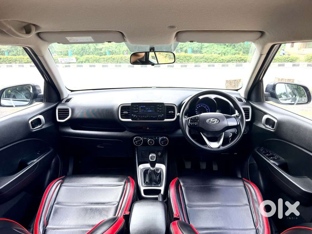 Hyundai Venue S Turbo, 2020, Petrol