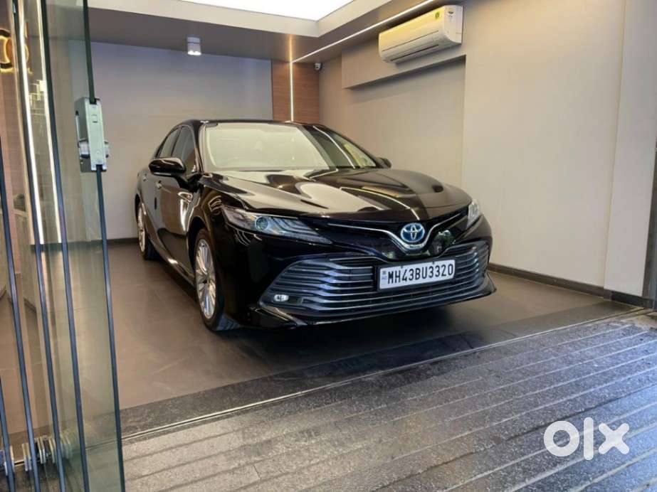 Toyota Camry Hybrid, 2020, Petrol