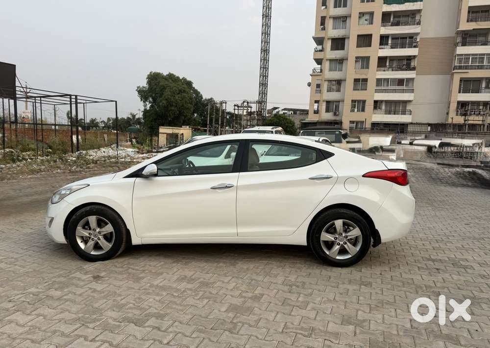 Hyundai Elantra 1.6 Sx Option At, 2013, Diesel