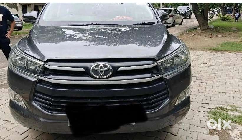 Toyota Innova Crysta 2018 129900 Km Driven