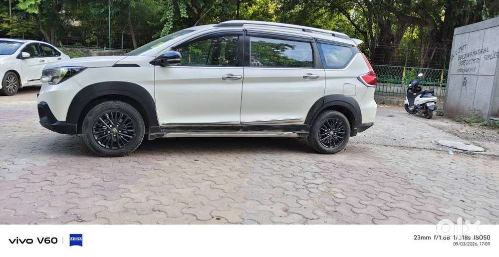Maruti Suzuki Xl6 1.5 Alpha At, 2019, Petrol