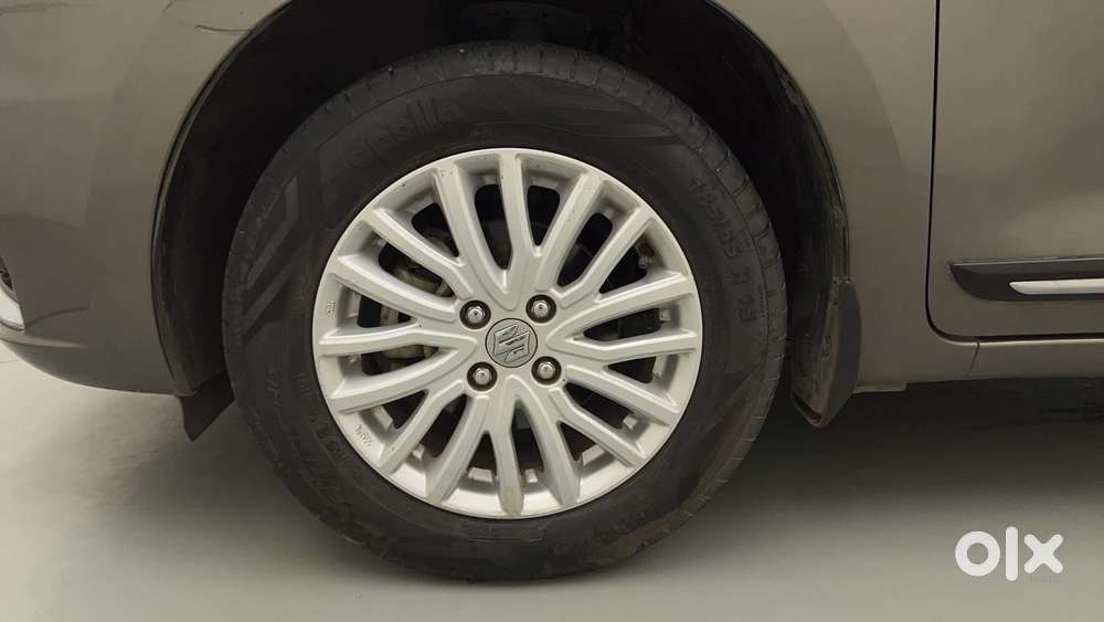 Maruti Suzuki Dzire 1.2 Zxi, 2023, Petrol