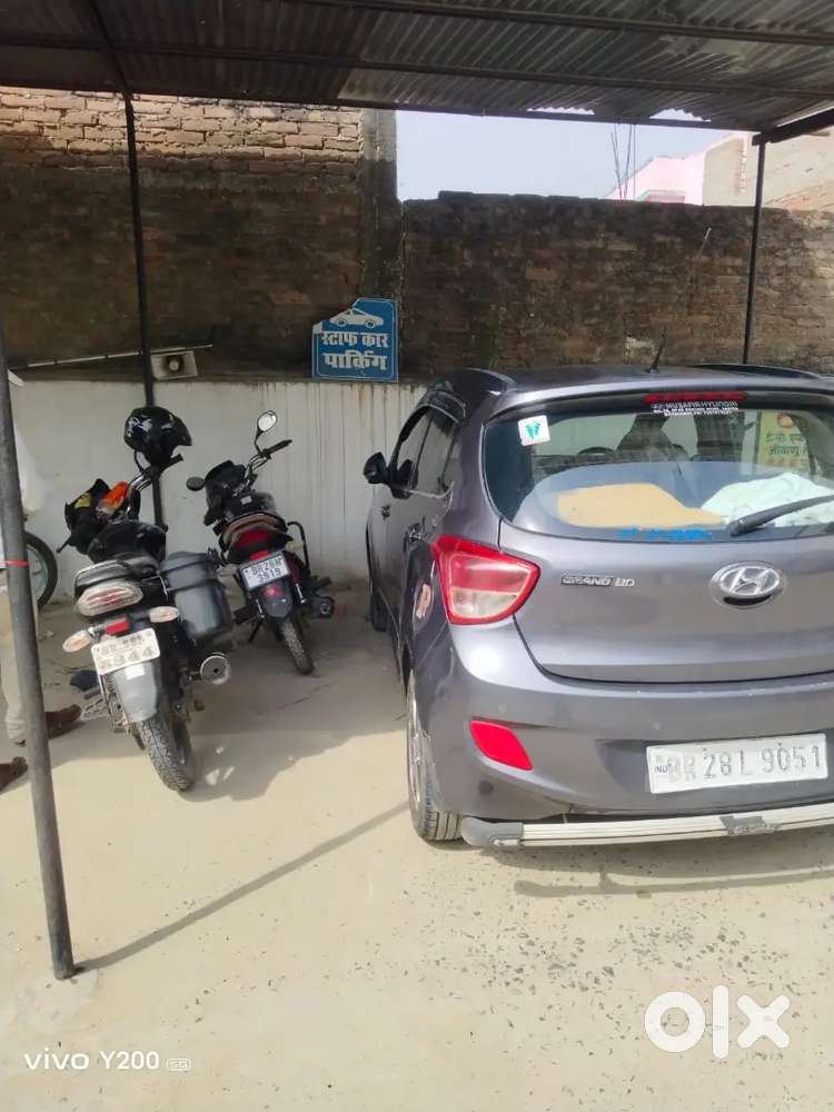 Hyundai Grand I10 2016 Petrol 85000 Km Driven