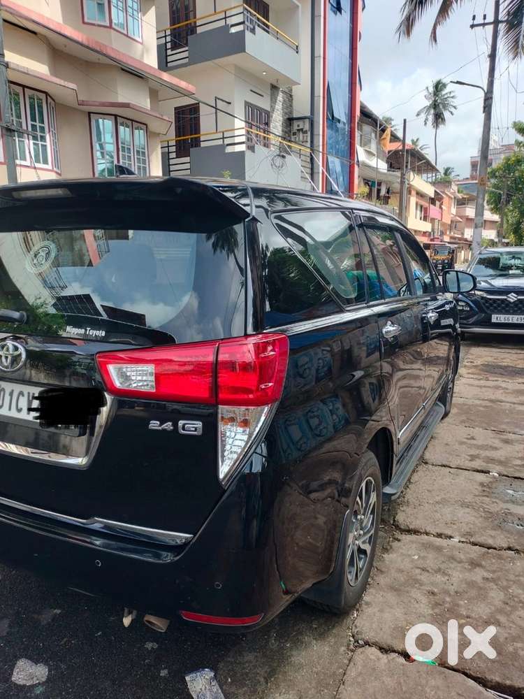 Toyota Innova Crysta 2022