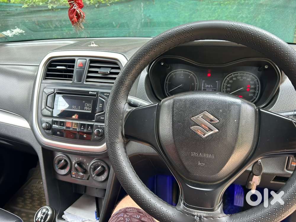 Family Owned Brezza Car 2017 (diesel)