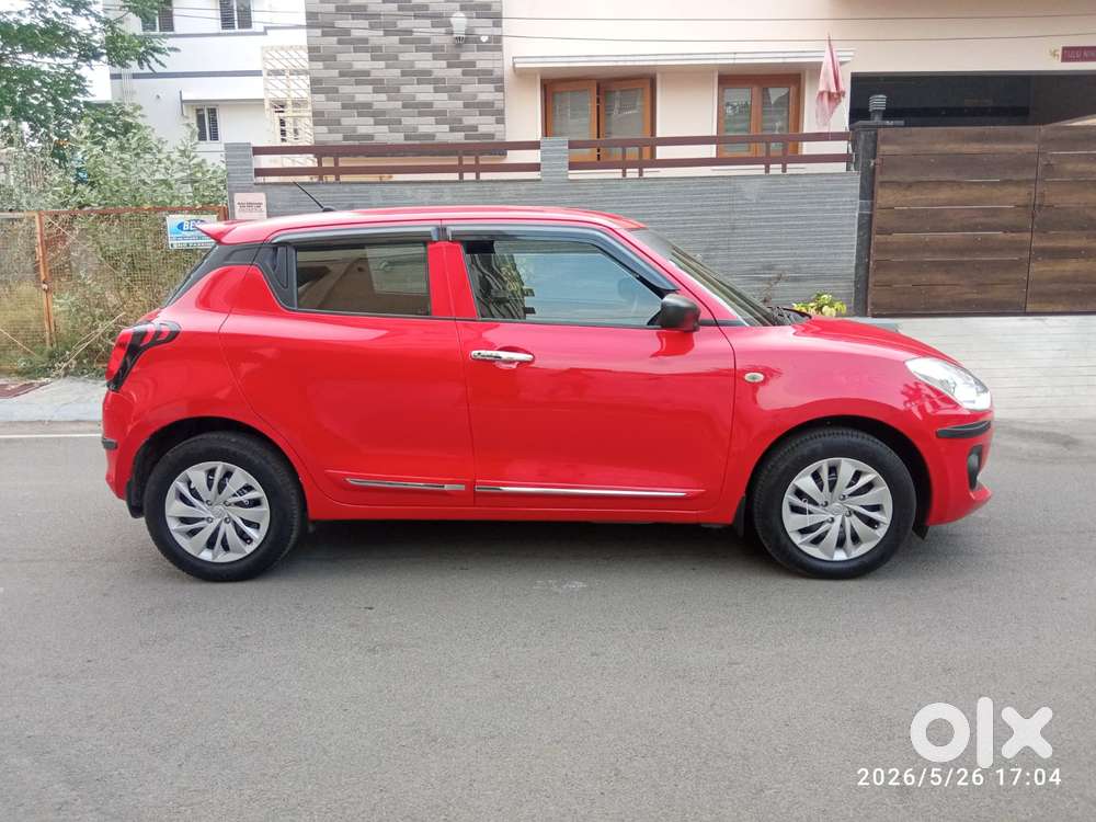Maruti Suzuki Swift Vxi Optional, 2021, Petrol