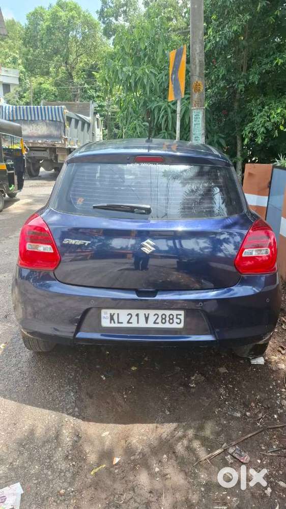Maruti Suzuki Swift Zxi Bsiv, 2020, Petrol