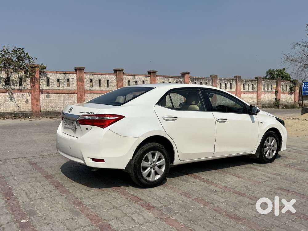 Toyota Corolla Altis