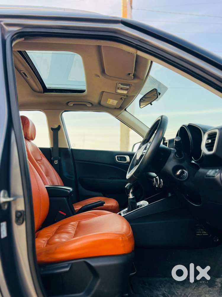 Hyundai Venue Sx Turbo, 2019, Cng & Hybrids