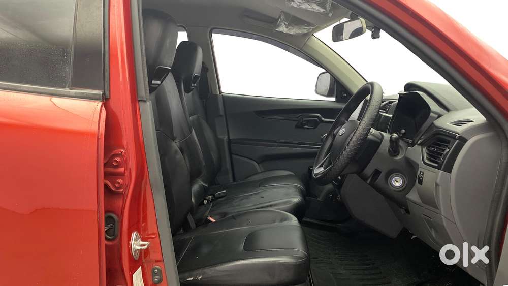 Mahindra Kuv 100 2016-2017 Mfalcon G80 K8, 2018, Petrol