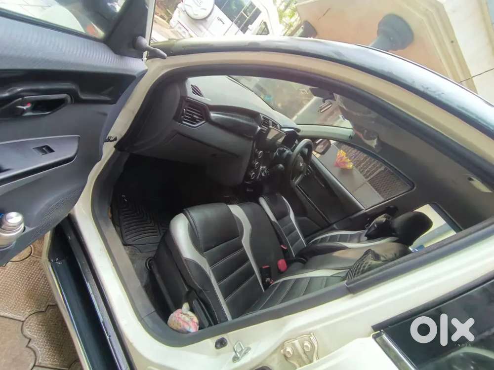 Mahindra Kuv100 Nxt 2018