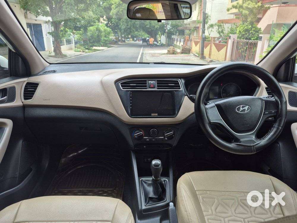 Hyundai I20 Petrol Cvt Magna Executive, 2018, Petrol