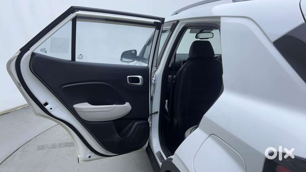 Hyundai Venue 1.0 Sx (o) Turbo Dct, 2023, Petrol