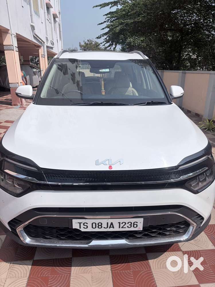 Kia Carens 2022 Diesel 116000 Km Driven
