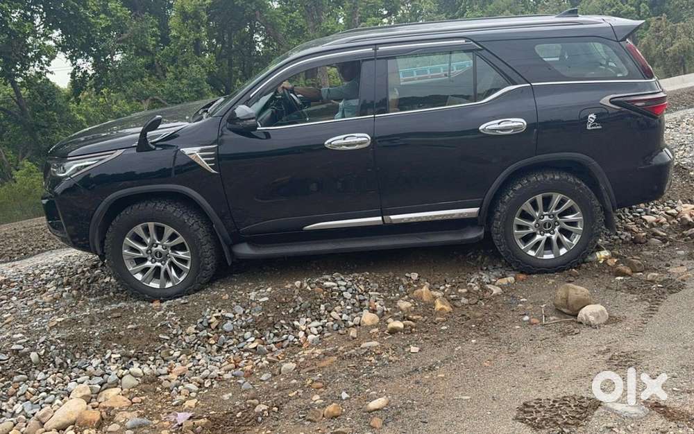 Toyota Fortuner 2023 Diesel 28000 Km Driven