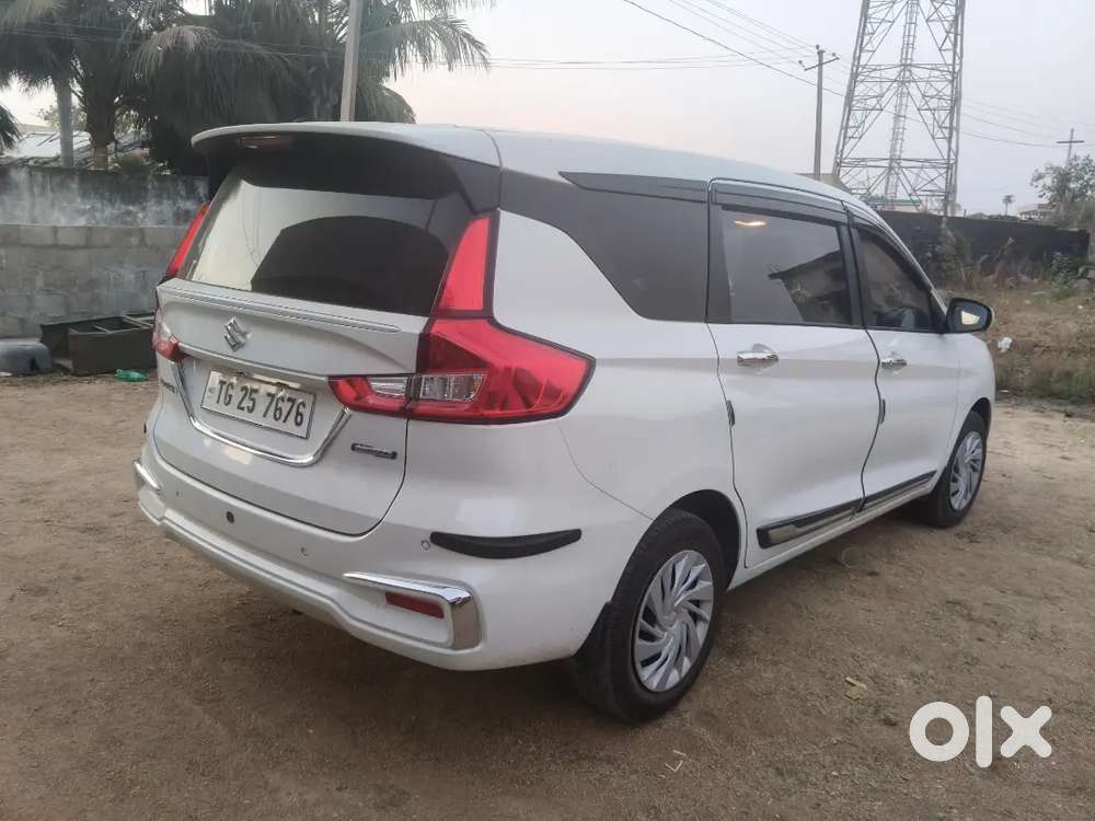 Maruti Suzuki Ertiga 2025 Petrol 7500 Km Driven 6 Air Bags Rear Ac