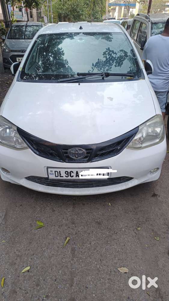 Toyota Etios Liva, 2011, Petrol