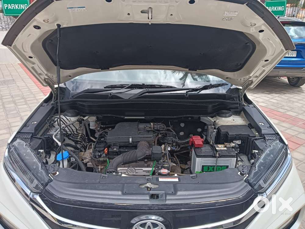 Toyota Urban Cruiser Hyryder Petrol Well Maintained